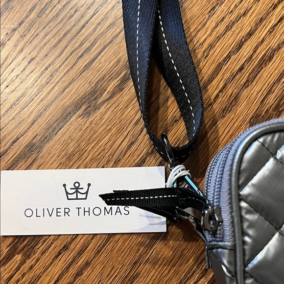 Oliver Thomas Metallic Gray Quilted Bag - Picture 3 of 5